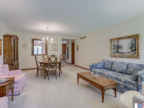 5th image of 7221 South St Unit 2