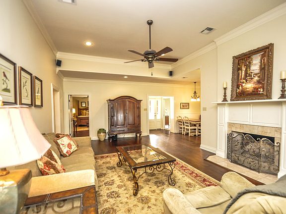 4th image of 113 Whitebark Dr