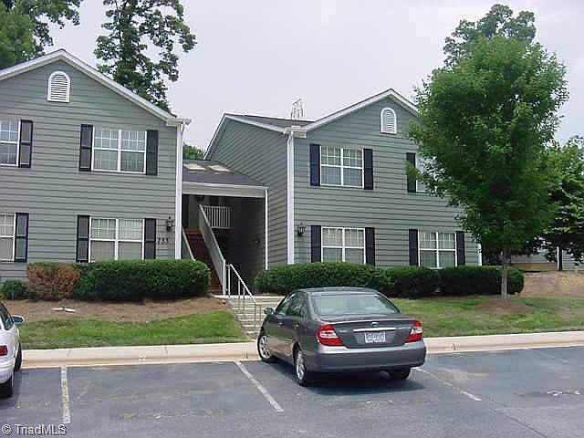 1st image of 733 Shelby Dr APT C