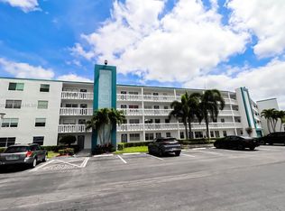 3035 Exeter Dr #B, Boca Raton, FL 33434