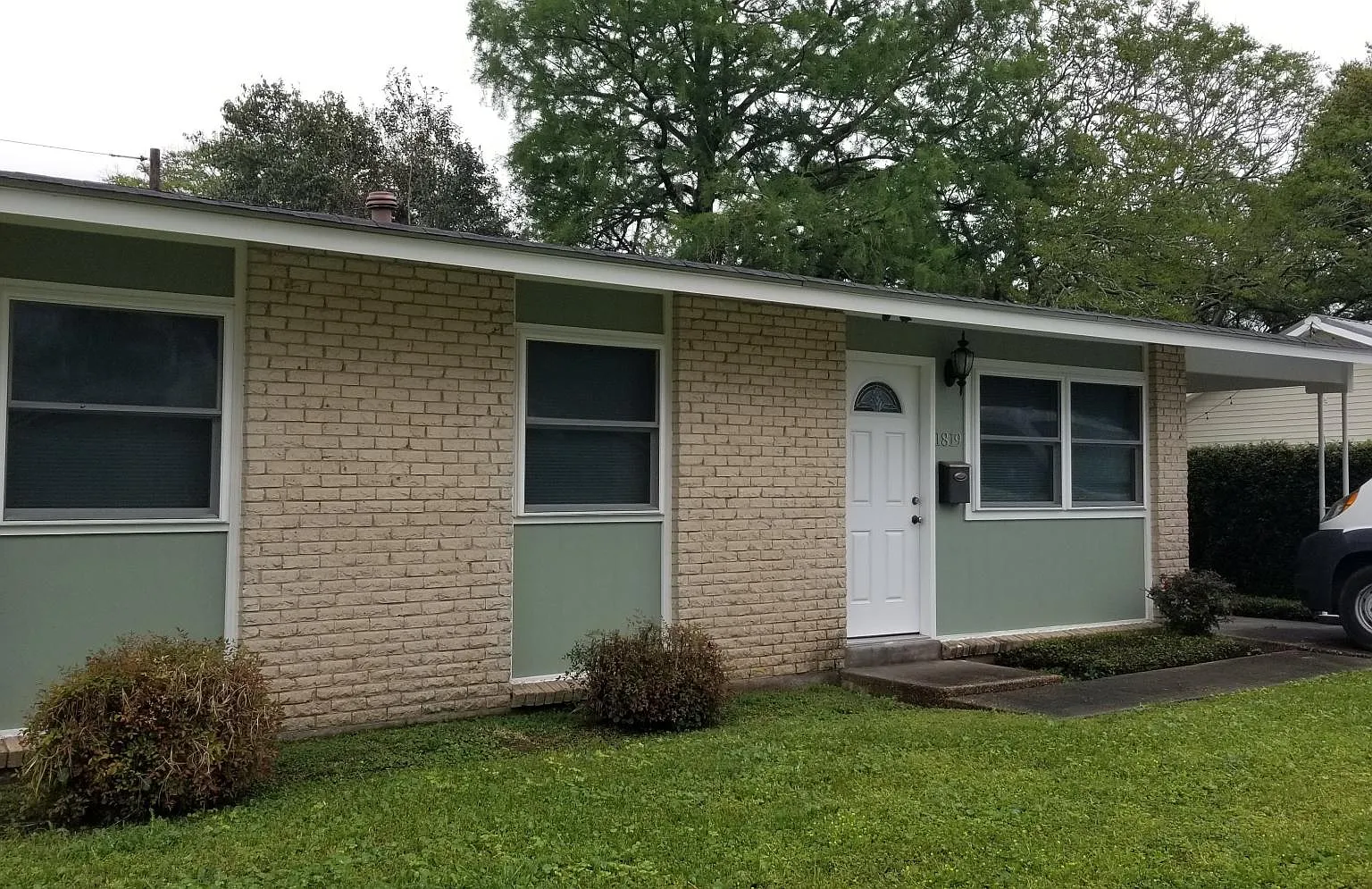 1819 Farmington Pl — Photo 1