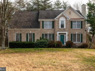 6425 Jumet Ct, Fairfax Station, VA 22039