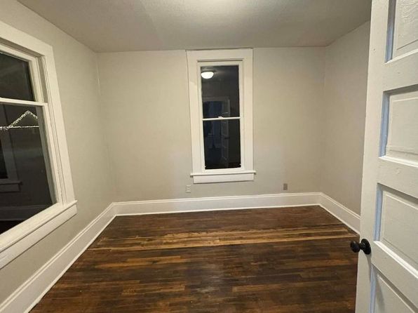 3129 N Wellington Pl