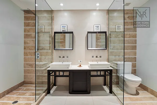 Sold by New York Residence | media 7