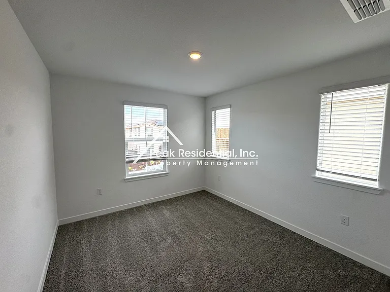 12640 Hereford Ave — Photo 19