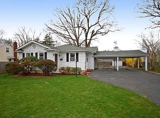 75 4th Ave, Huntington Station, NY 11746