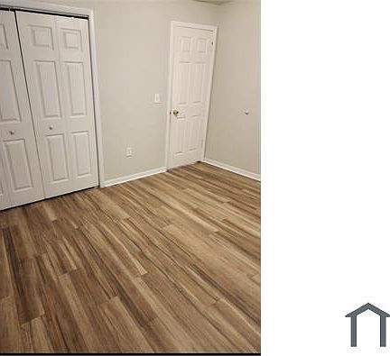 4th image of 4007 E Bird St APT C