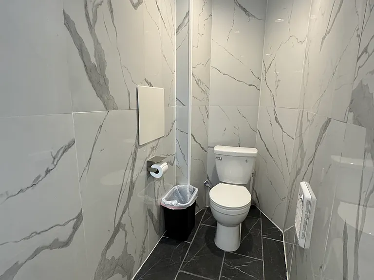 1700 E Passyunk Ave E #2C — Photo 15