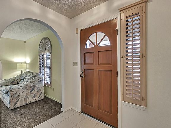 2nd image of 3924 Breckenridge Dr