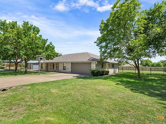4th image of 5639 Cindy Ln