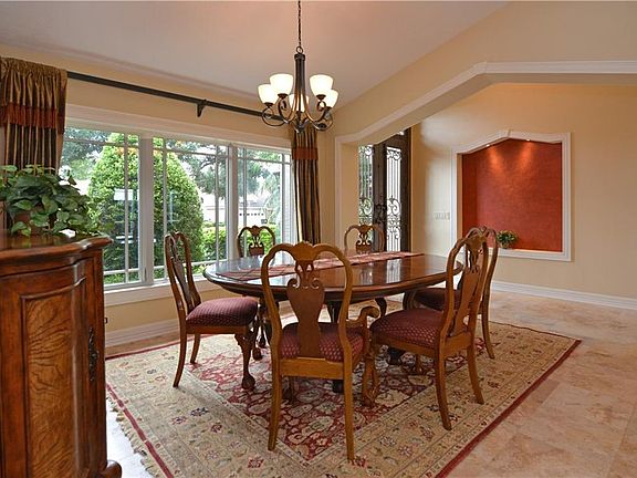 3rd image of 6625 Crenshaw Dr