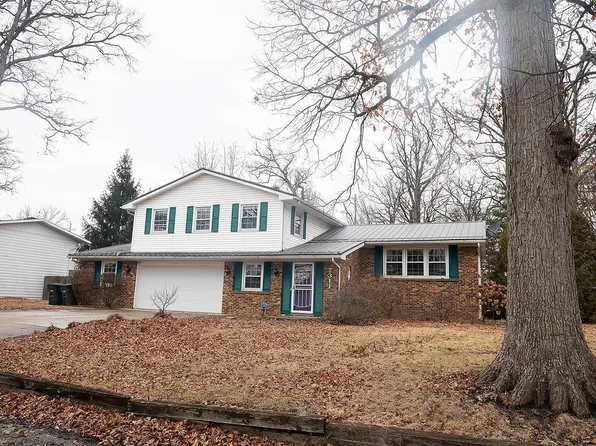 7311 Blackhawk Ln, Fort Wayne, IN 46815