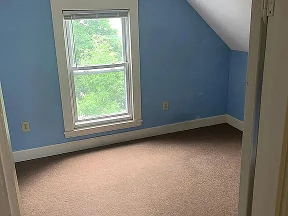 15 Seavey St — Photo 5