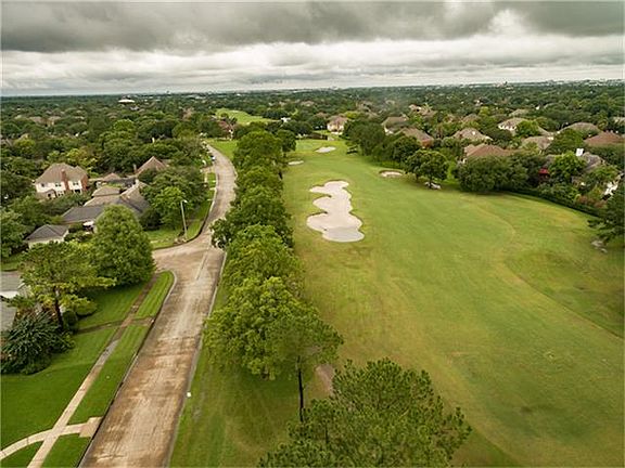 4th image of 2115 Winged Foot Dr