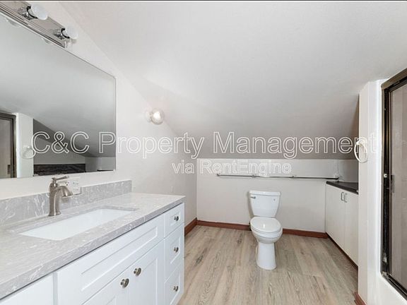 4th image of 876 W Avenue L