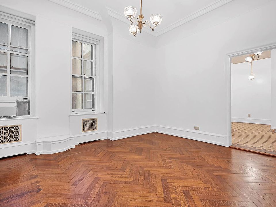 1st image of 2109 Broadway APT 402