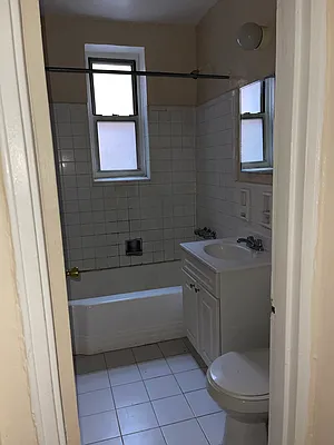 Rented by null | media 8