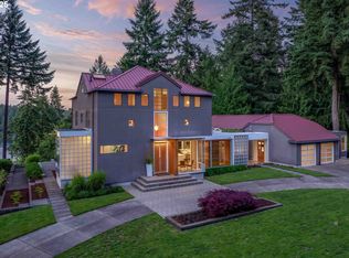693 Terrace Dr, Lake Oswego, OR 97034