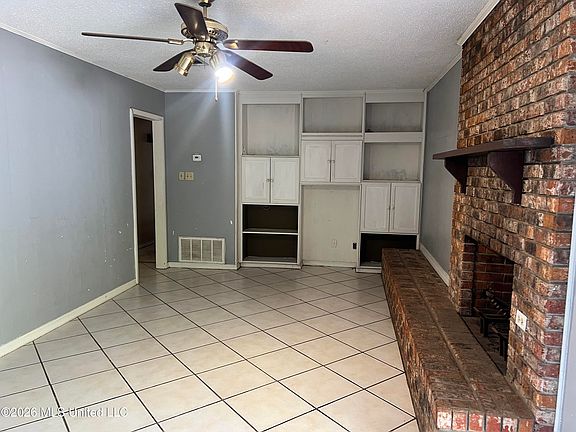 4th image of 2530 Old Bay Rd