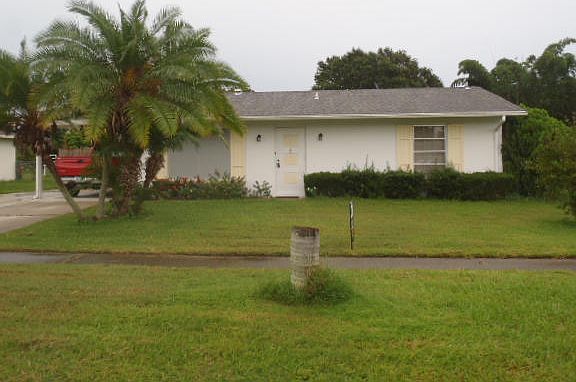 4th image of 313 NE Orchard Street