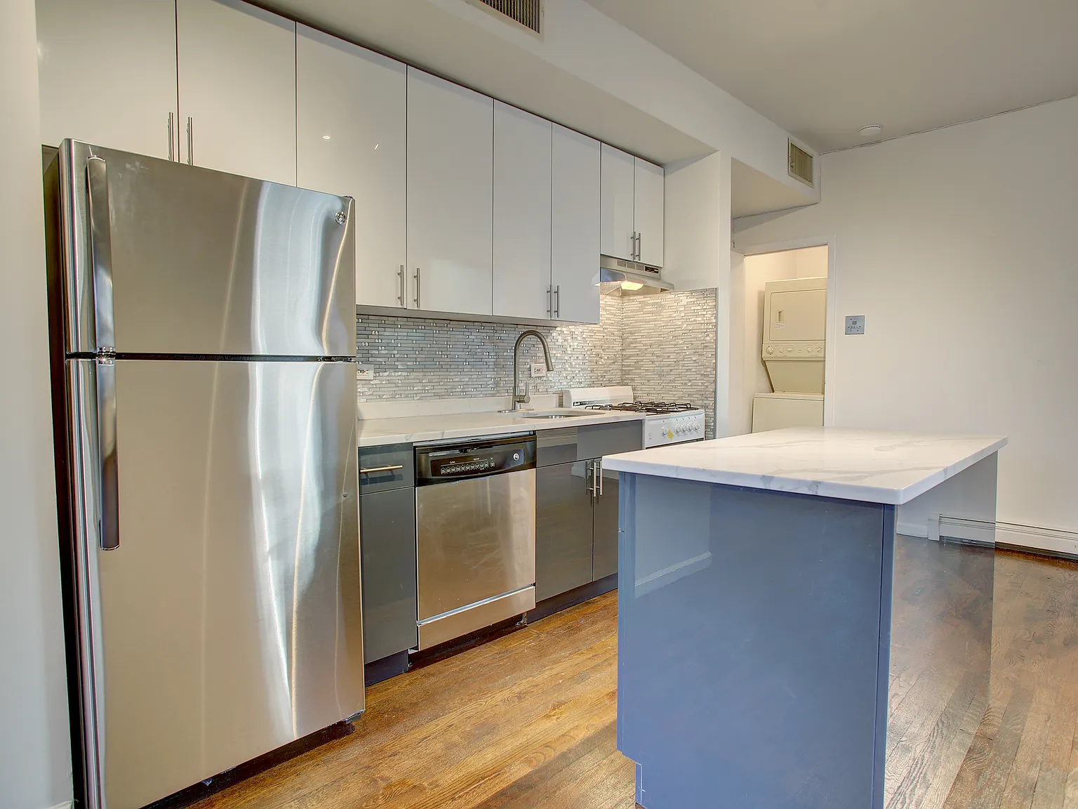 168 East 66th Street — Photo 3