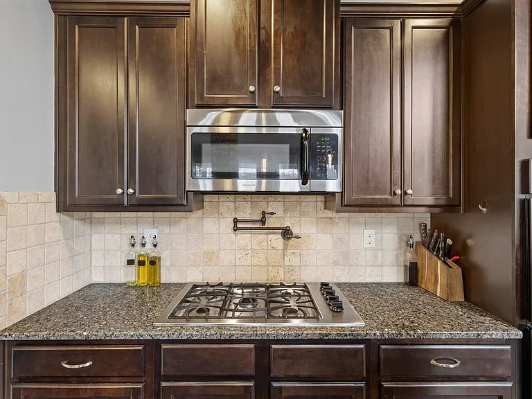 1016 Highgrass Ct — Photo 15
