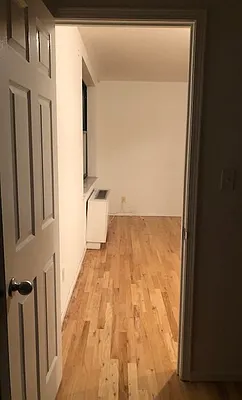 Rented by Tompkins Square Realty | media 22