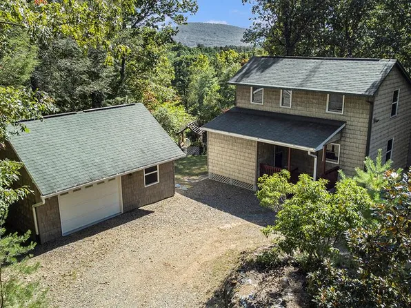 86 Tutiyi Ln, Murphy, NC 28906