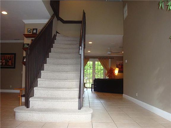 5th image of 1166 Chenille Cir