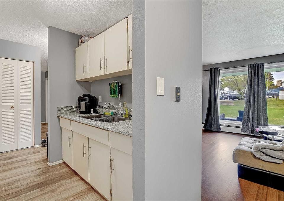 9260 S 108th Ave Grande Prairie AB Zillow