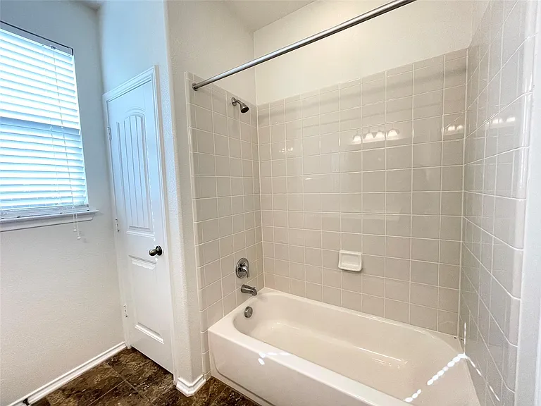 213 Connor Elkins Dr — Photo 15