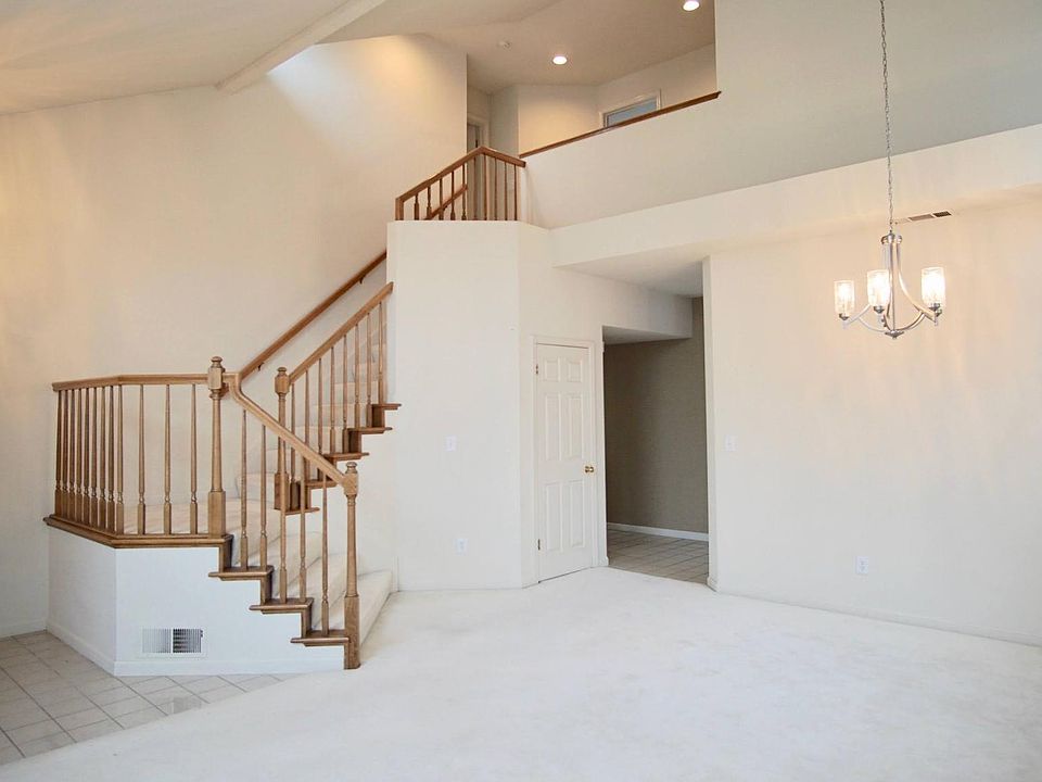 1st image of 1323 Chessington Dr