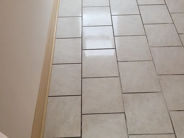 Kitchen tile