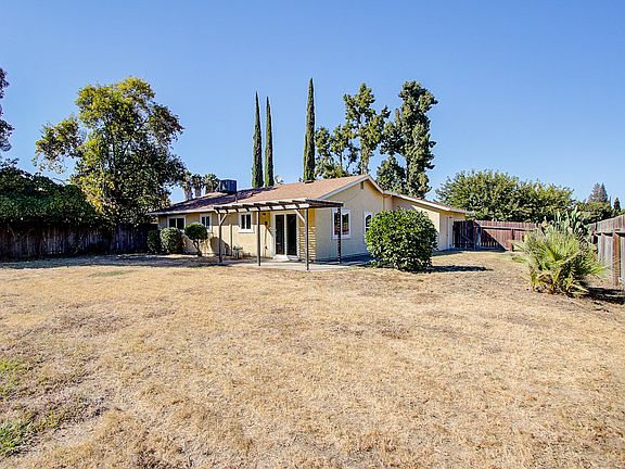 5th image of 3556 Eisenhower Dr