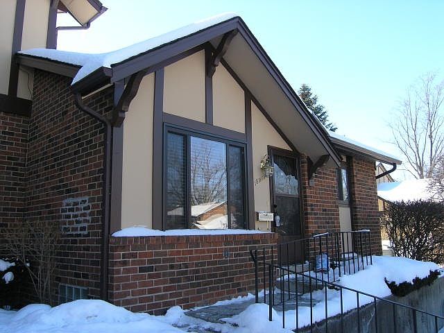 1st image of 18W171 Lowell Ln