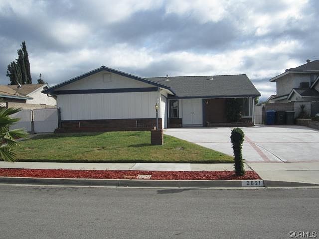 1st image of 2621 S Lemon Pl