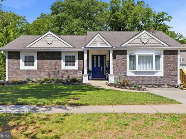 442 Century Vista Dr, Arnold, MD 21012