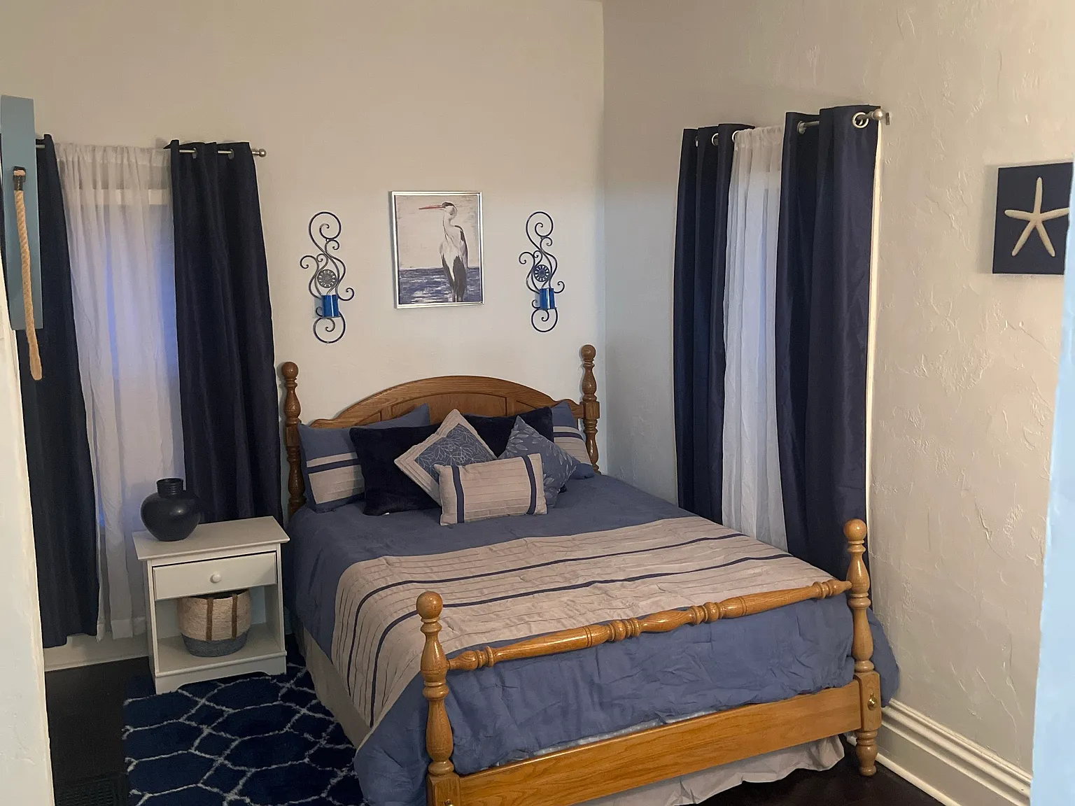 1 bed, 850 sqft, $1,300 — Photo 3