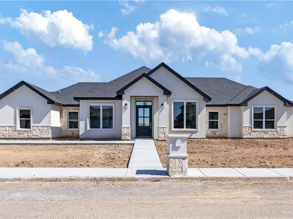 1019 River Bend Dr, Rio Grande City, TX 78582