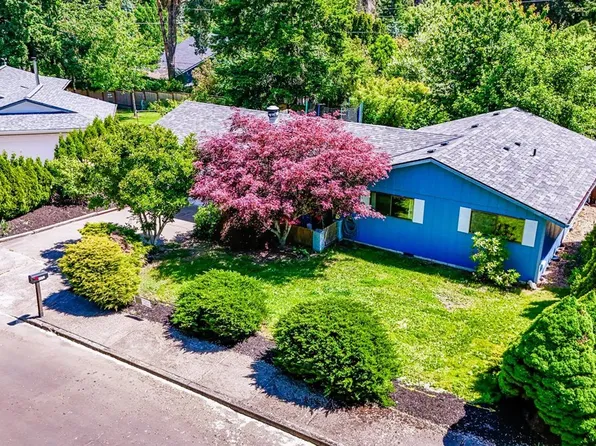 9532 SW Whitford Ln, Beaverton, OR 97008