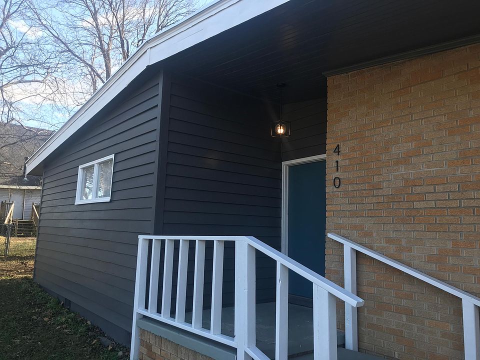 1st image of 410 W Washington Ave