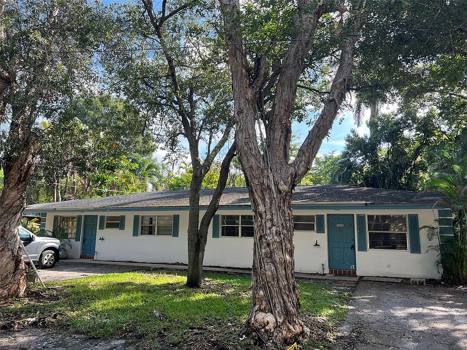 1st image of 2330 SW 19th Avenue