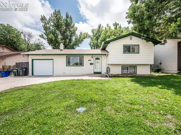 122 Deauville Ln, Pueblo, CO 81005