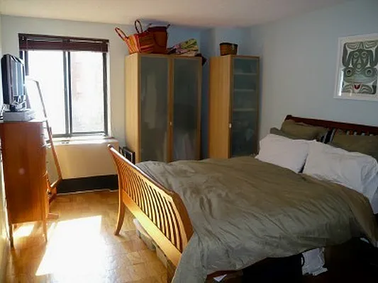 Sold by Regatta NY Realty | media 1