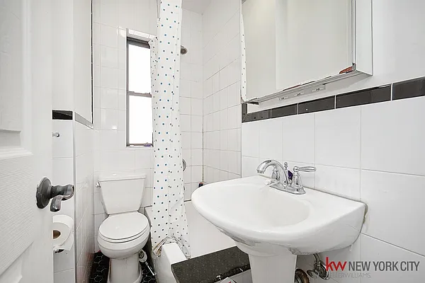 Rented by Keller Williams NYC | media 20