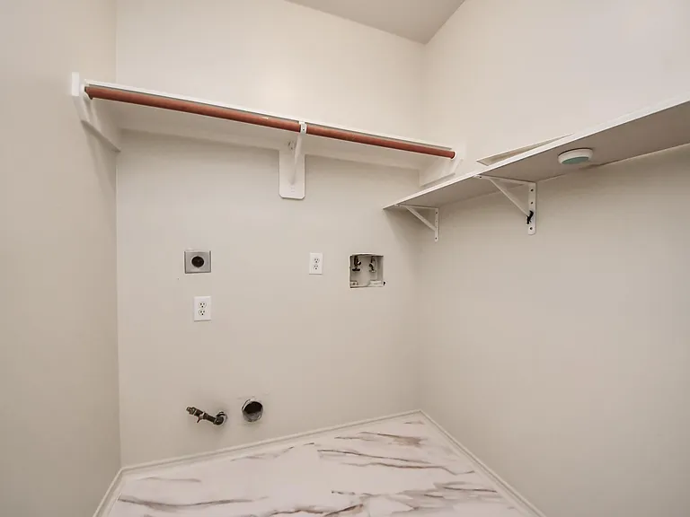 4235 Custer Creek Dr — Photo 24