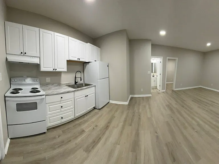 2320 E 12th St #1-2-8 — Photo 2