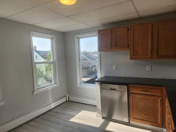 843 Ferry St APT 2, Easton, PA 18042