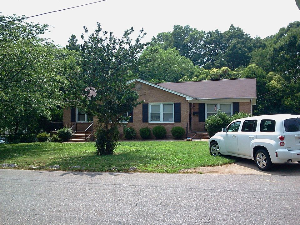 1st image of 204 S Tracy St
