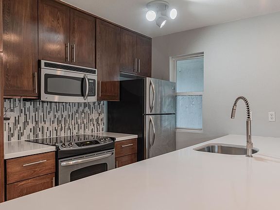 5th image of 2450 Ashdale Dr APT 205